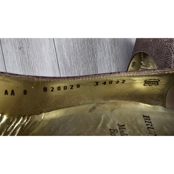 Women's Bruno Magli Textured Dress Heels Size 8 AA Brown - Picture 5 of 7